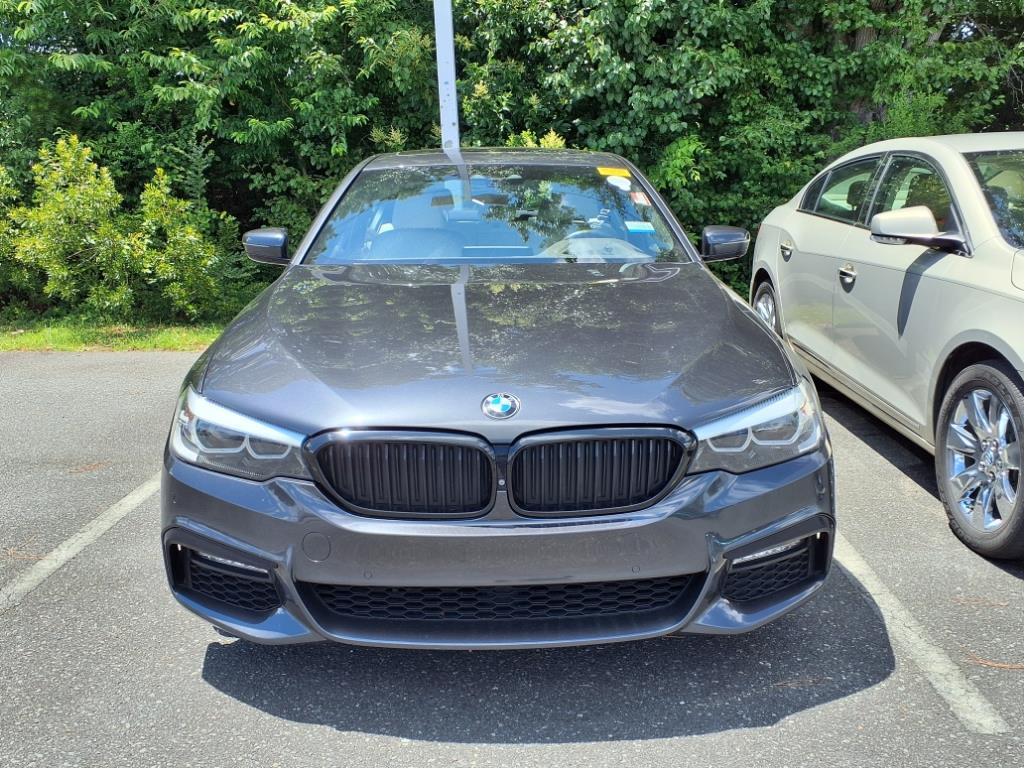 2018 Bmw 540i Sedan photo 2
