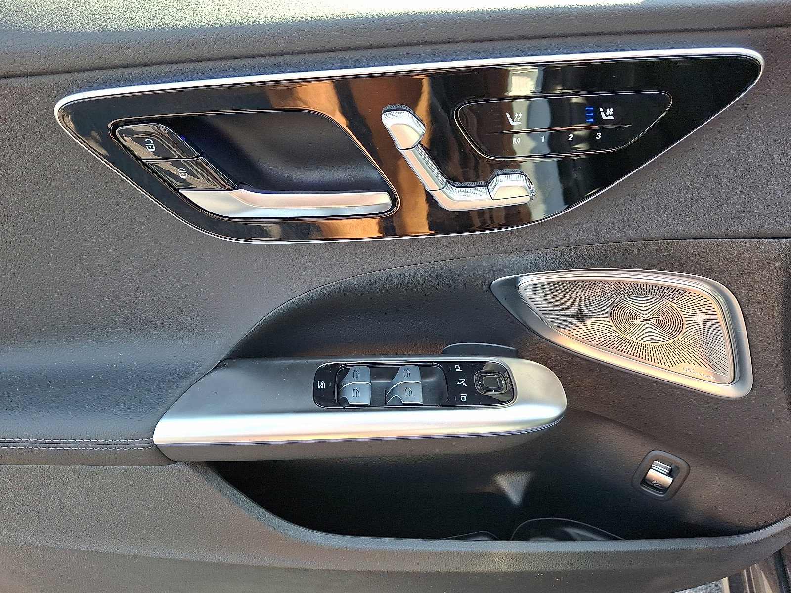 2025 Mercedes Benz C 300 4MATIC Sedan photo 12