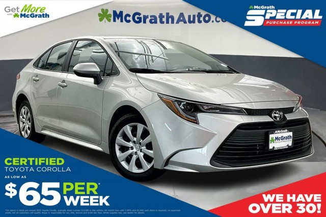2025 Toyota Corolla LE's photo