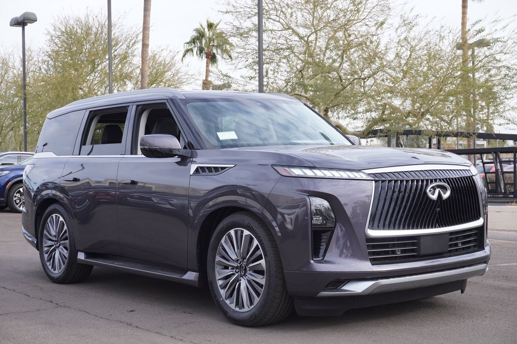 2025 Infiniti QX80 Luxe photo 4