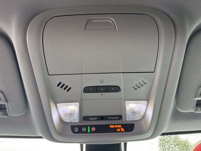 2021 Chevrolet Blazer 2LT photo 26