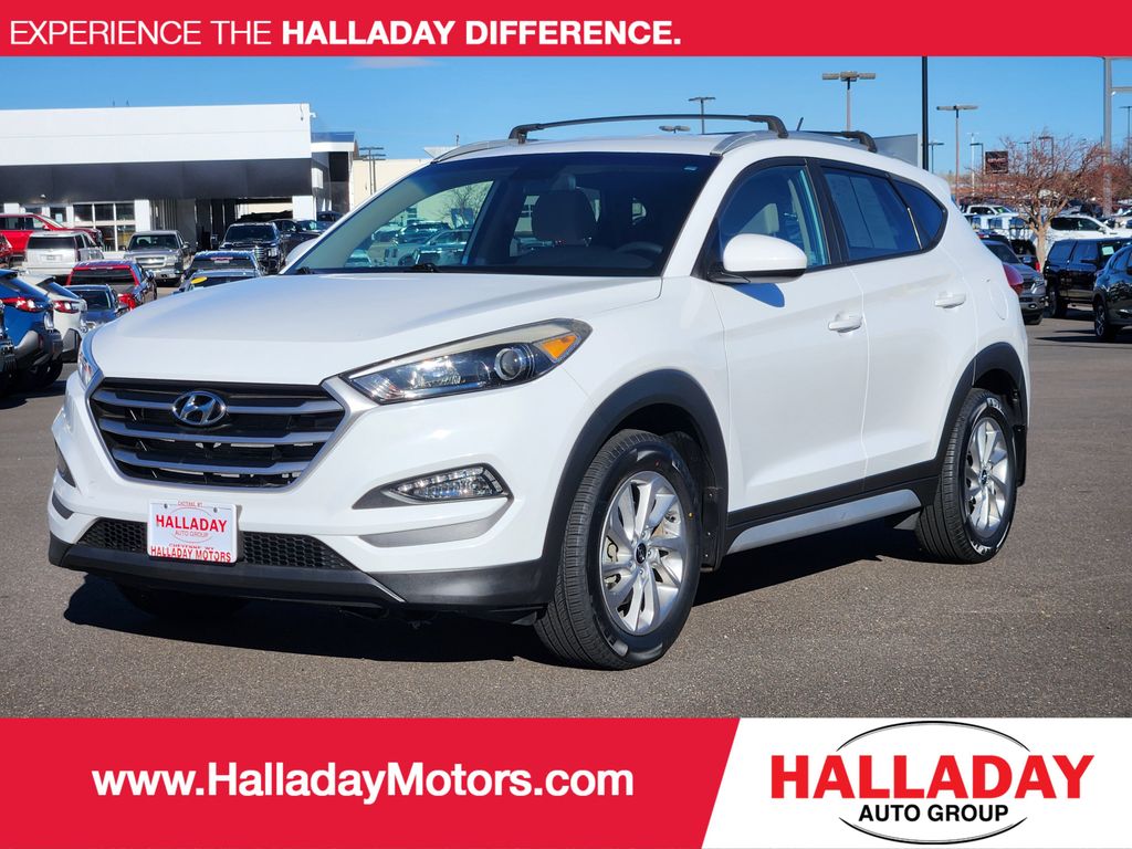 2017 Hyundai Tucson SE's photo