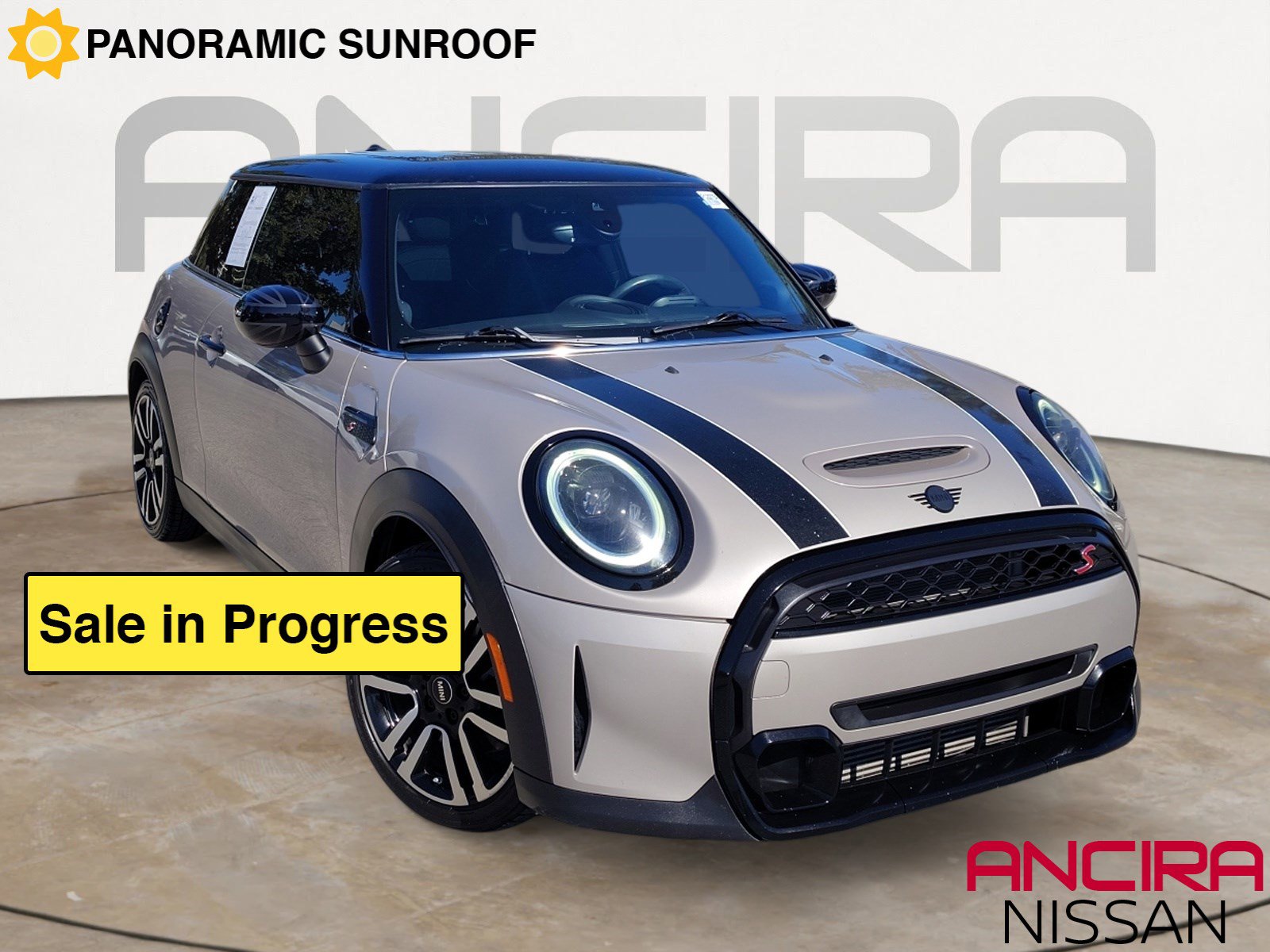 2022 MINI Hardtop 2 Door S's photo