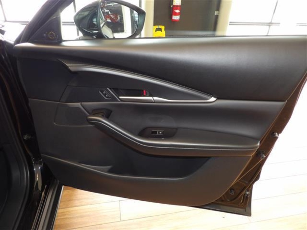 2025 Mazda CX-30 2.5 Select Sport photo 11
