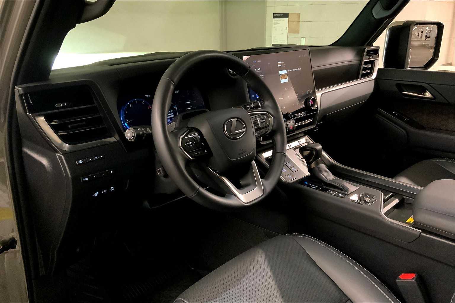 2024 Lexus GX 550 Premium photo 16