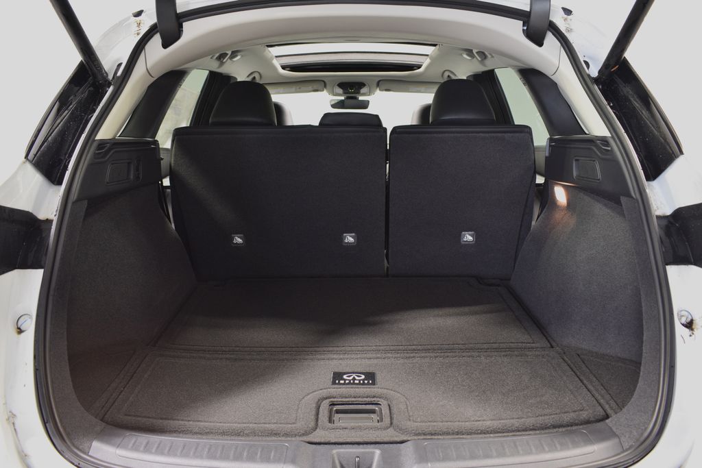 2025 Infiniti QX50 Luxe AWD photo 29
