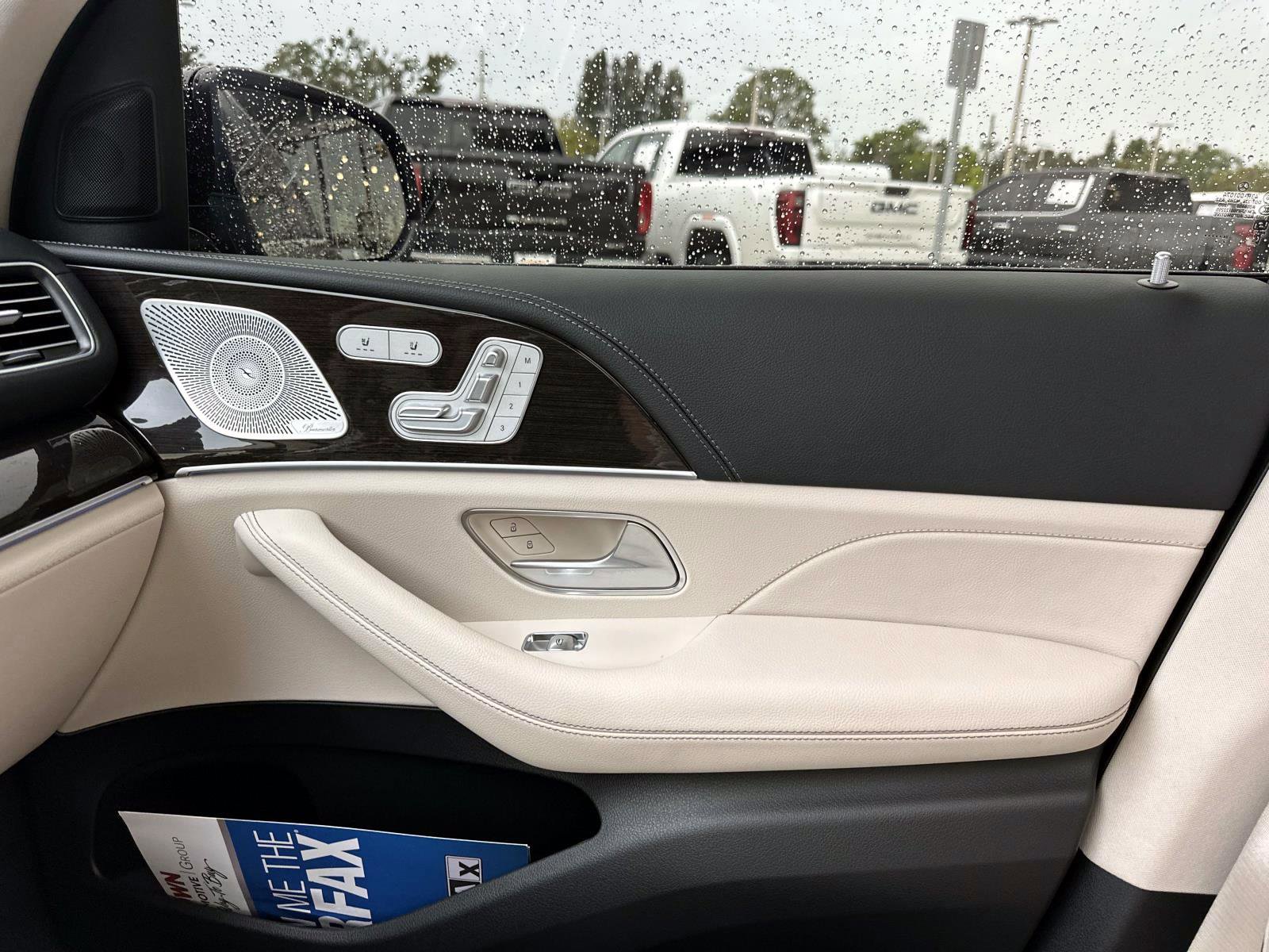2025 Mercedes Benz GLS 580 4MATIC photo 23