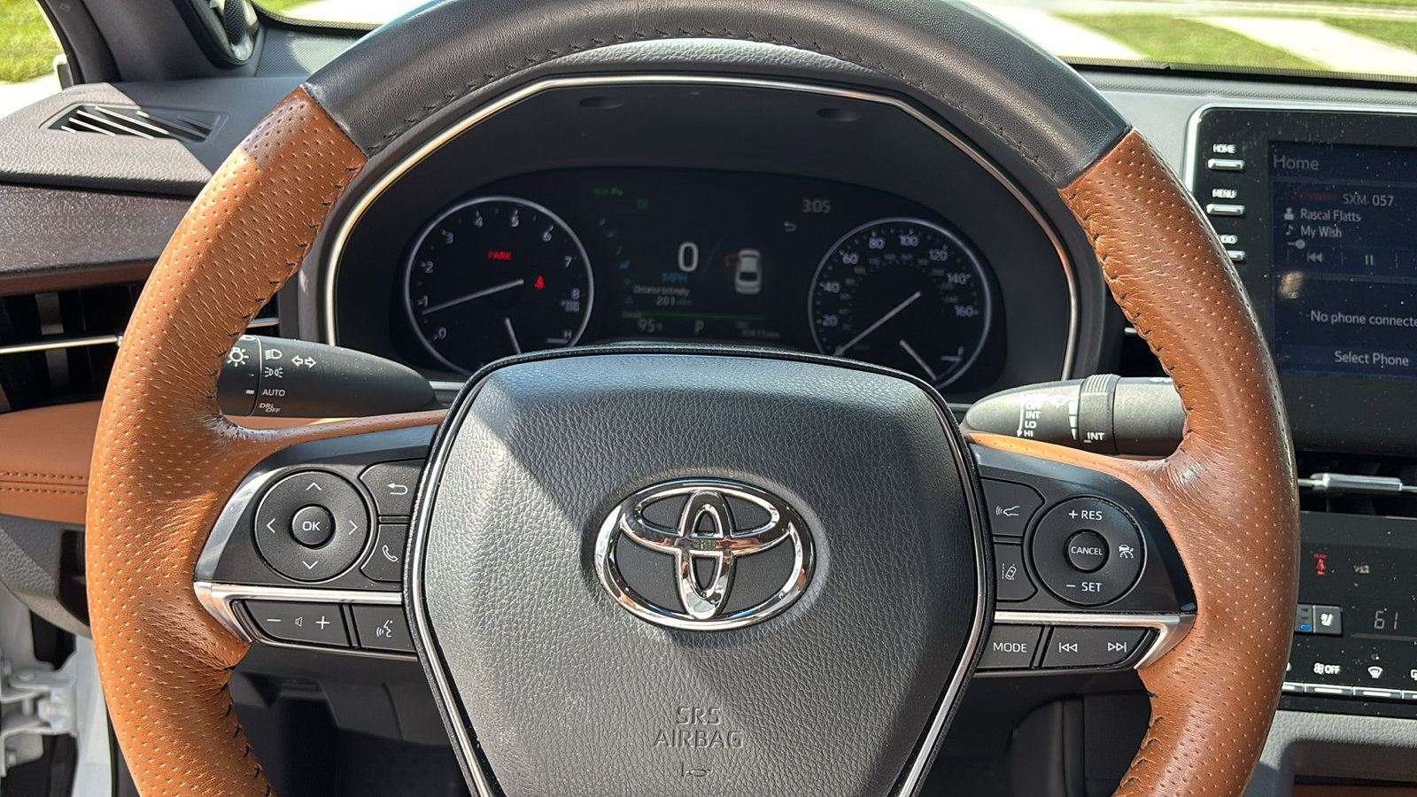 2020 Toyota Avalon Limited photo 14