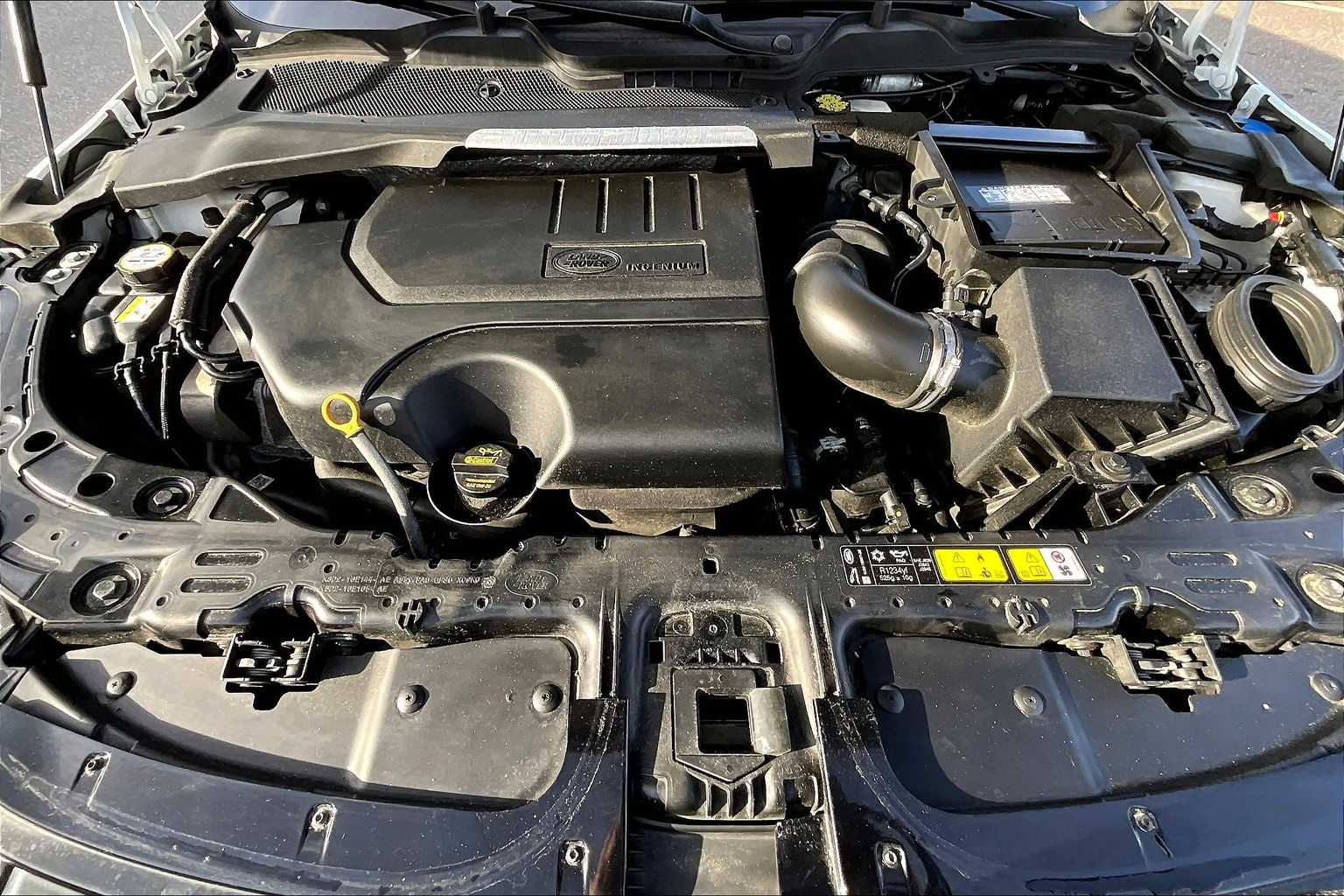 2020 Land Rover Range Rover Evoque S photo 28