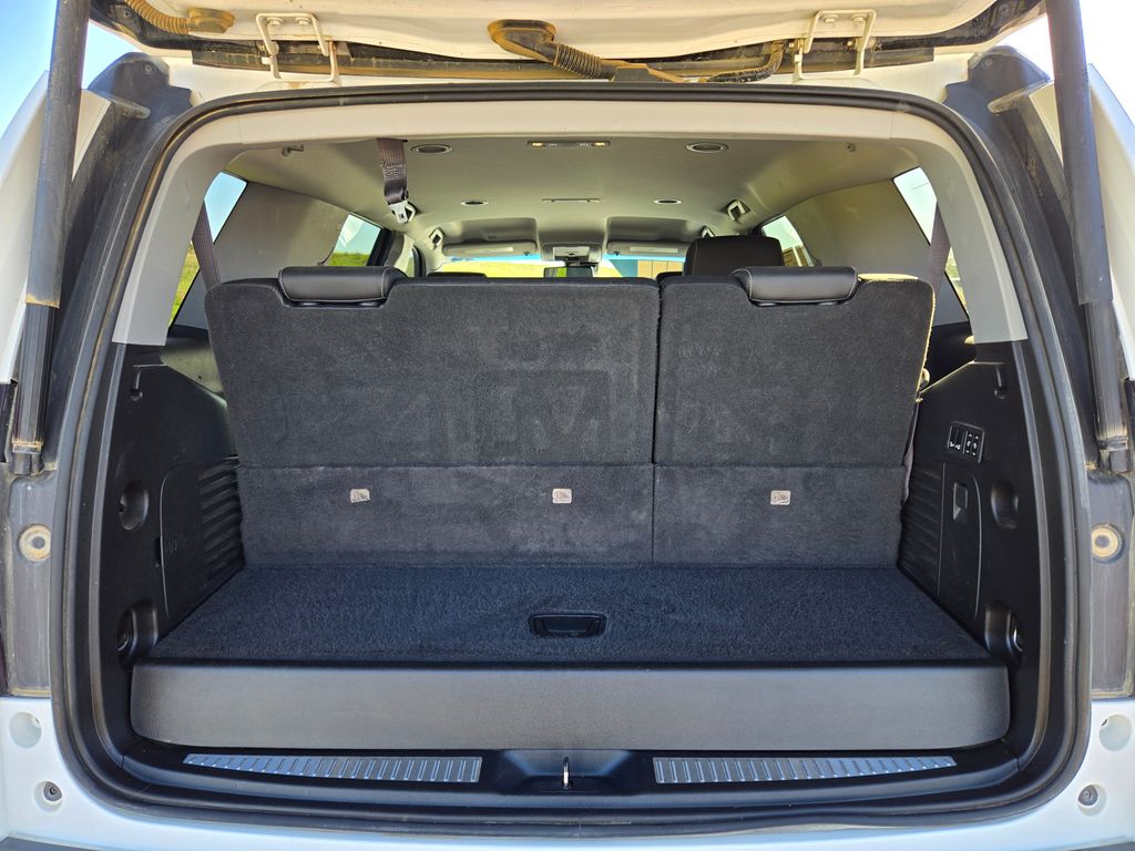 2017 Chevrolet Tahoe LT photo 26