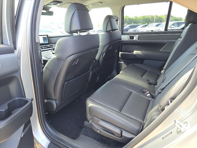 2024 Hyundai Santa Fe Limited photo 4
