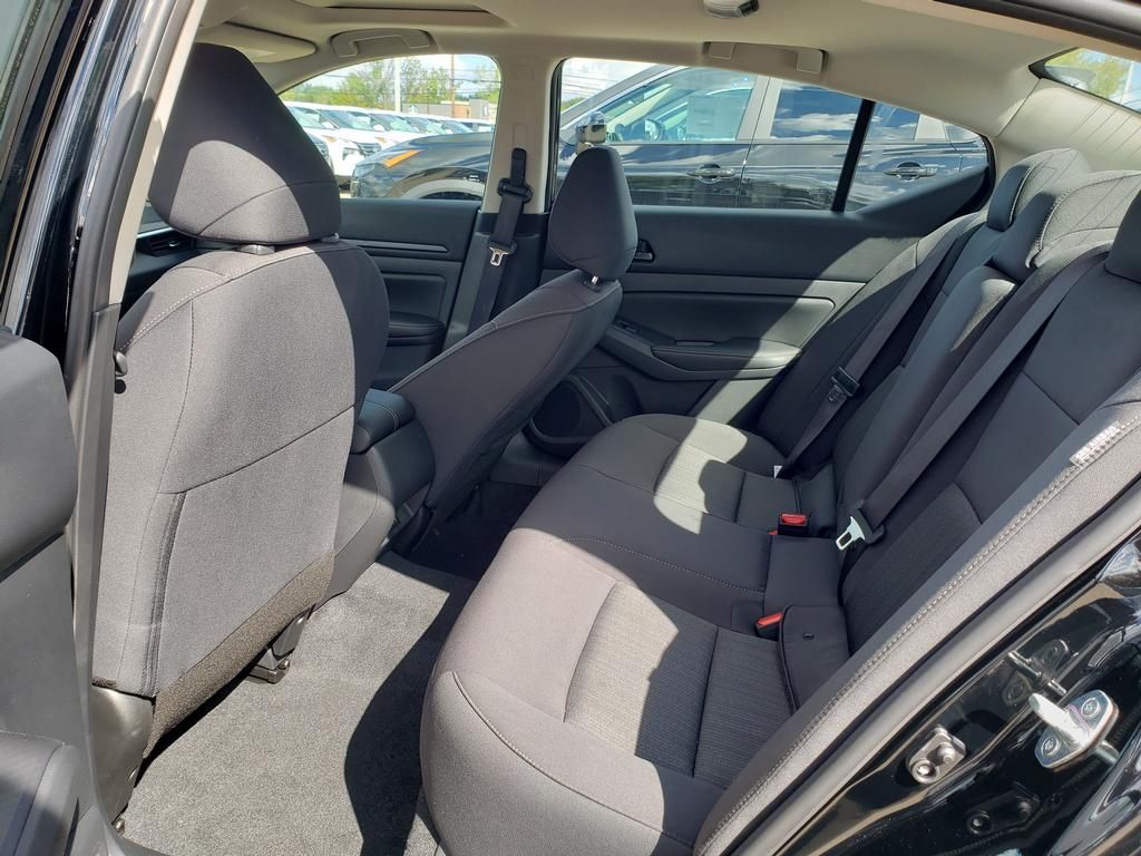 2025 Nissan Altima SV Special Edition photo 7