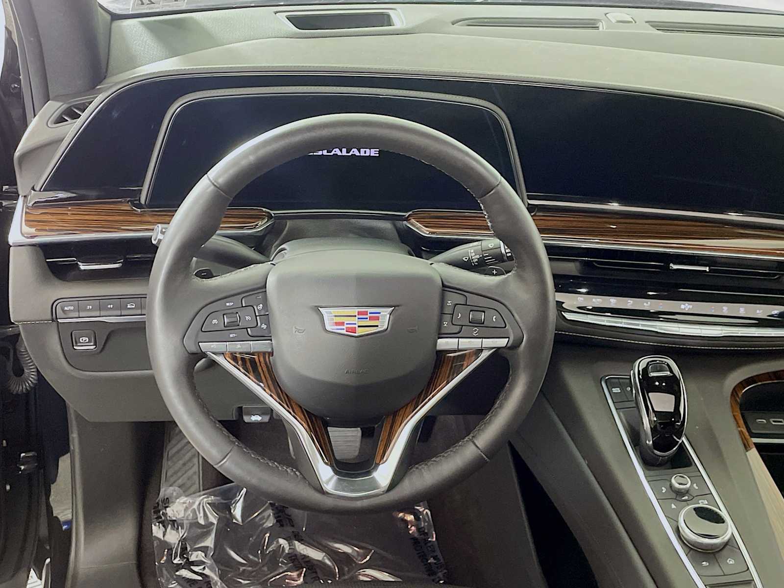 2022 Cadillac Escalade Premium Luxury photo 8