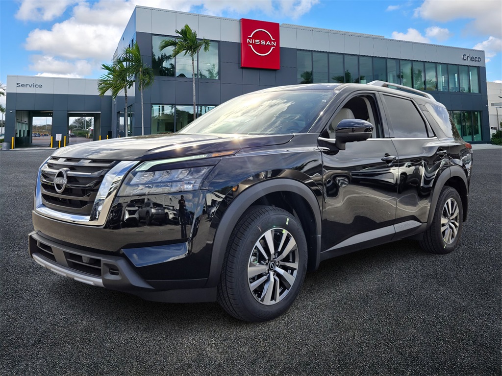 2025 Nissan Pathfinder SL photo 4