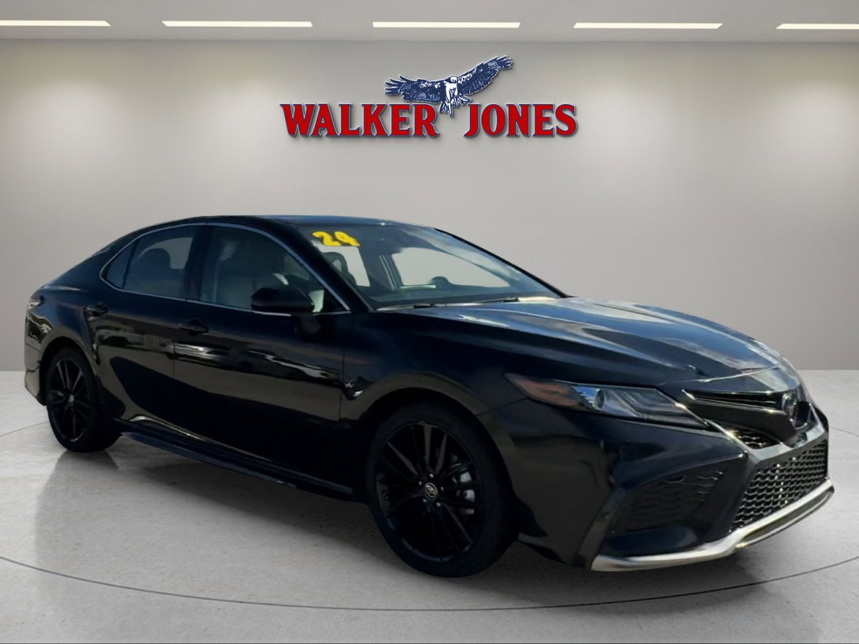 2024 Toyota Camry XSE's photo