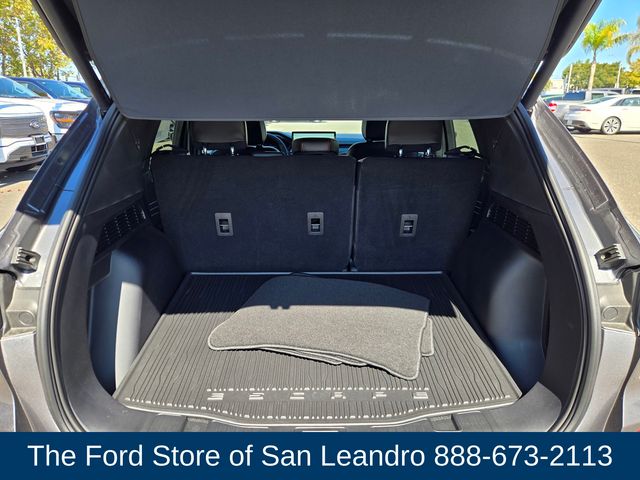 2025 Ford Escape ST-Line photo 12