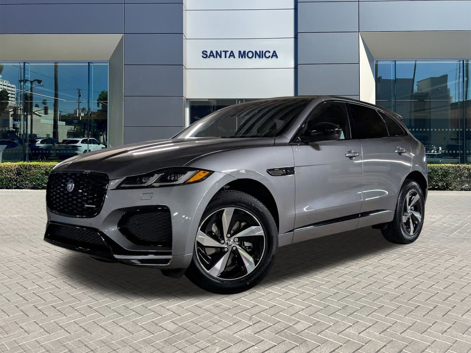 2025 Jaguar F-PACE R-Dynamic S