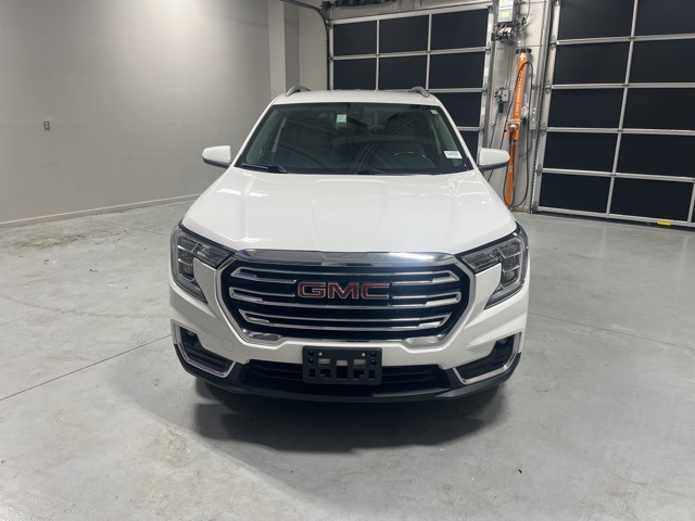 2022 Gmc Terrain SLT photo 2