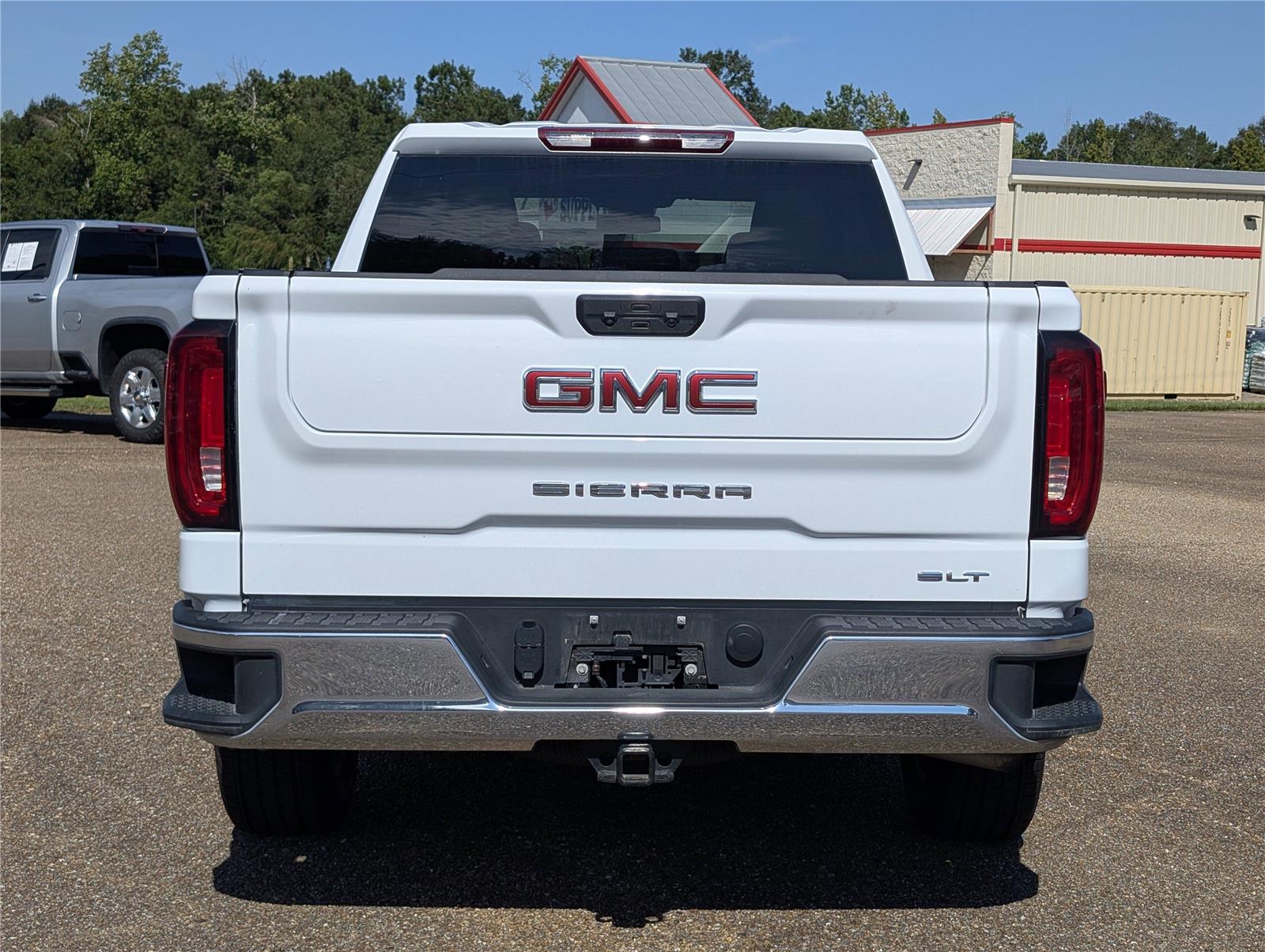 2024 Gmc Sierra 1500 SLT photo 4