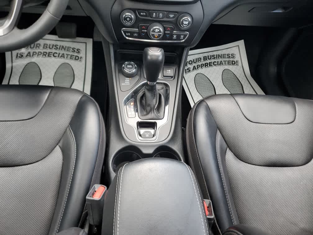 2022 Jeep Cherokee Limited photo 21