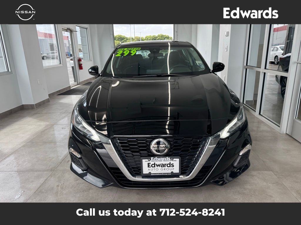 2022 Nissan Altima 2.5 SV photo 3
