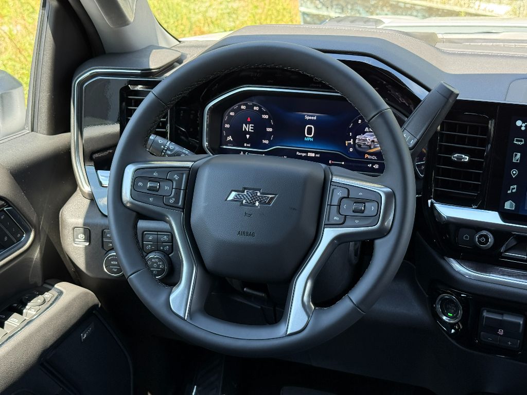 2025 Chevrolet Silverado 2500HD LTZ photo 35