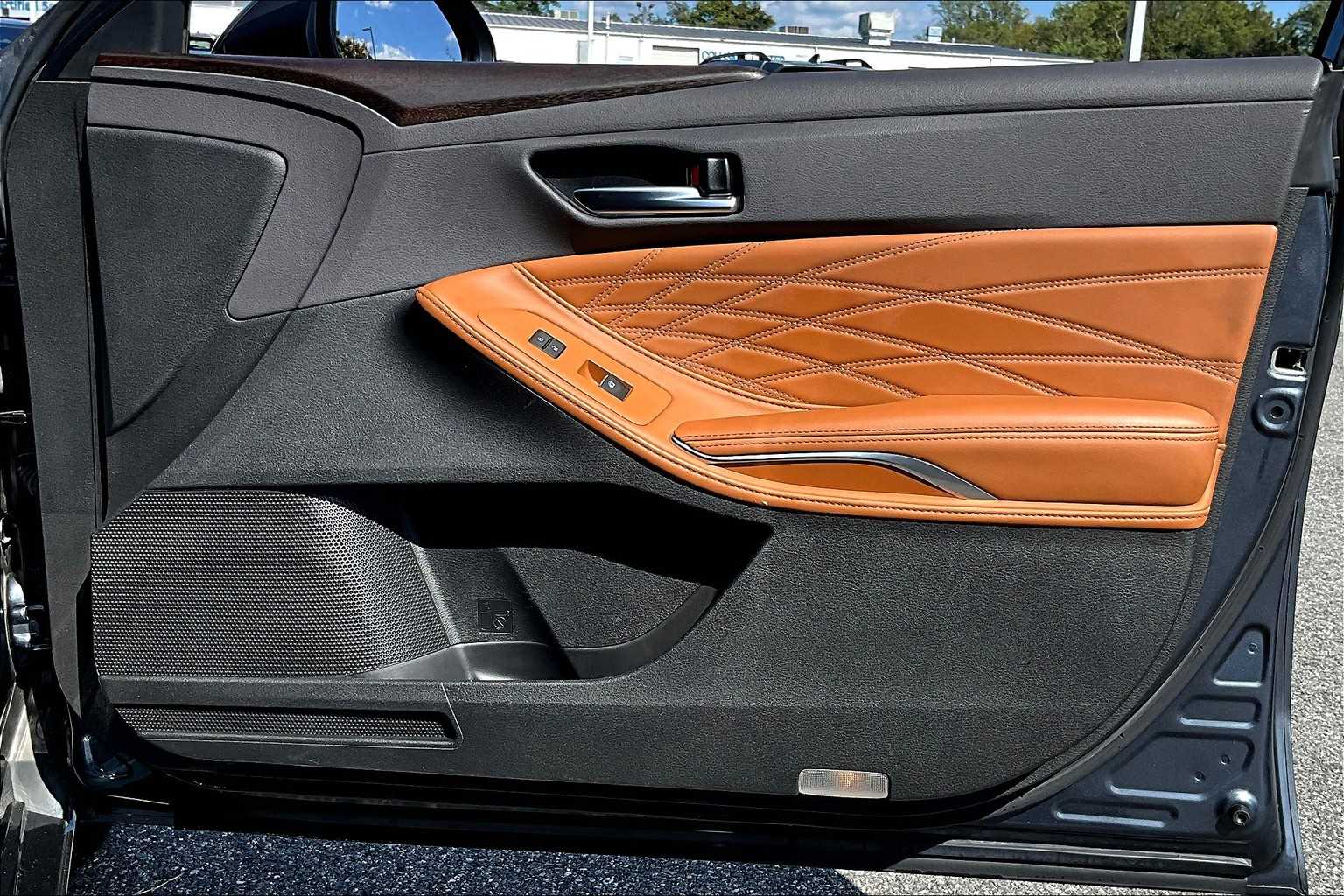 2020 Toyota Avalon Limited photo 20