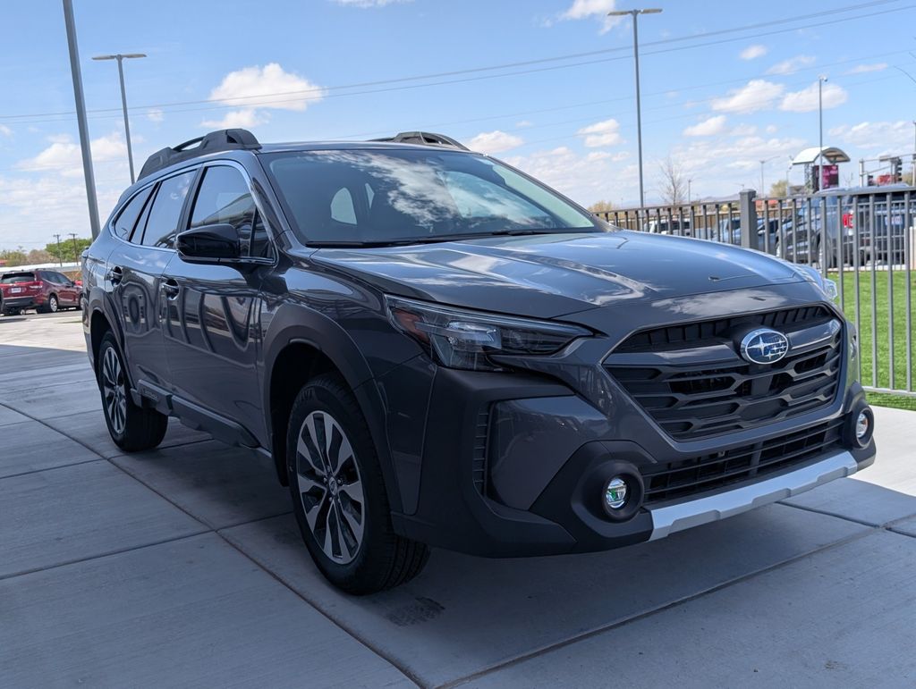 2025 Subaru Outback Limited's photo