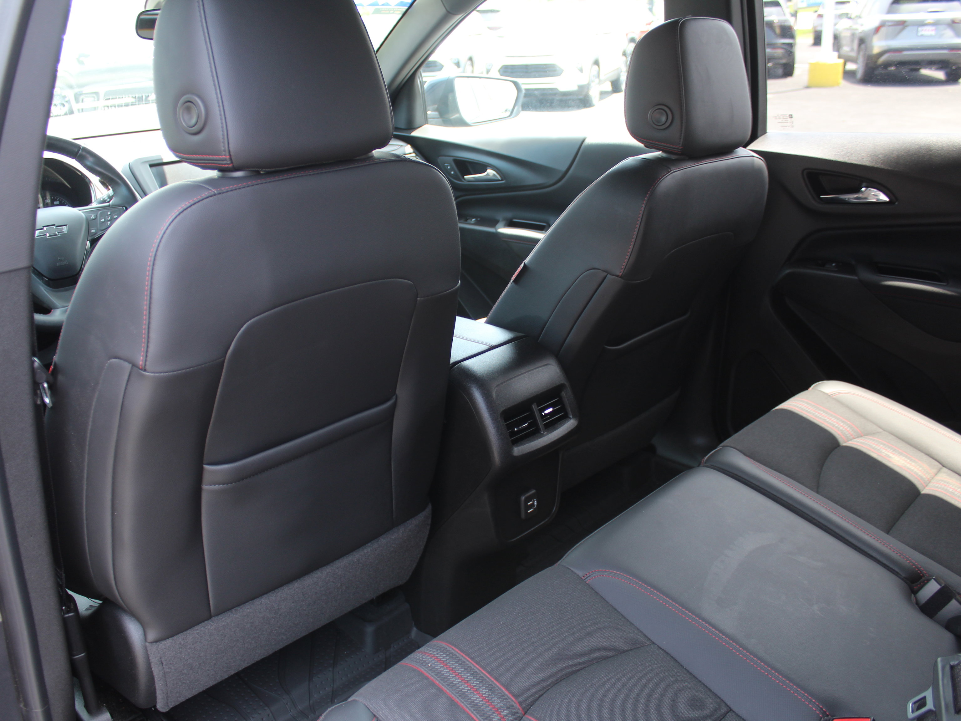 2022 Chevrolet Equinox RS photo 24