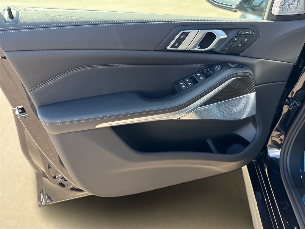 2026 Bmw X7 M60i photo 26