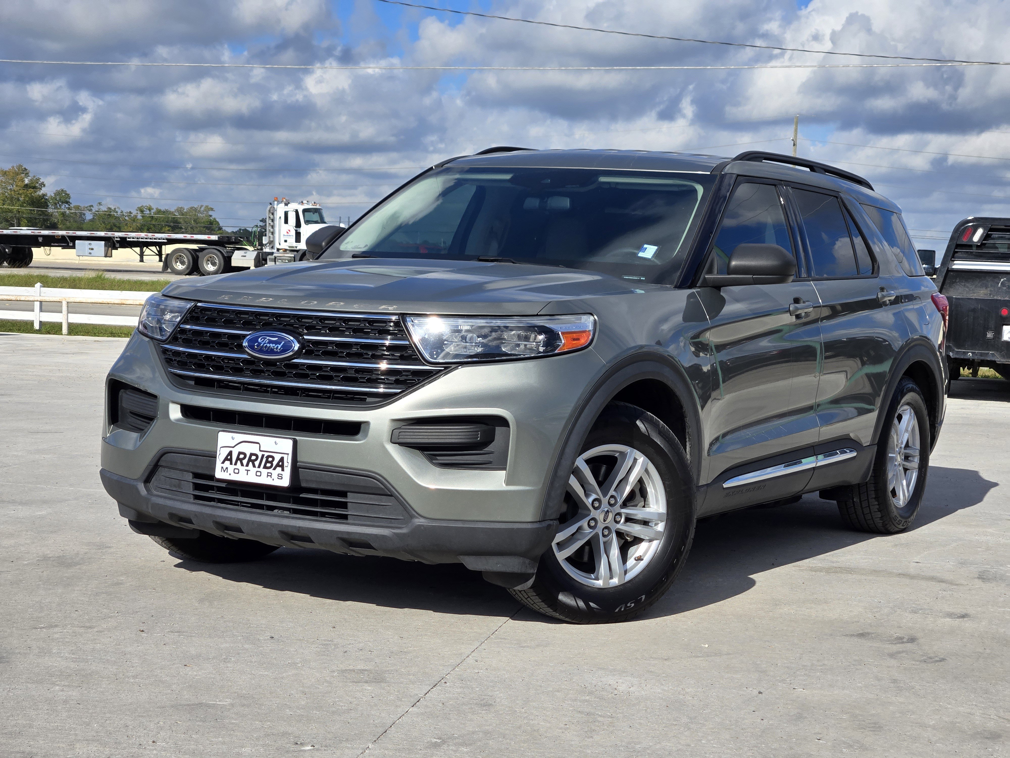 2020 Ford Explorer XLT's photo
