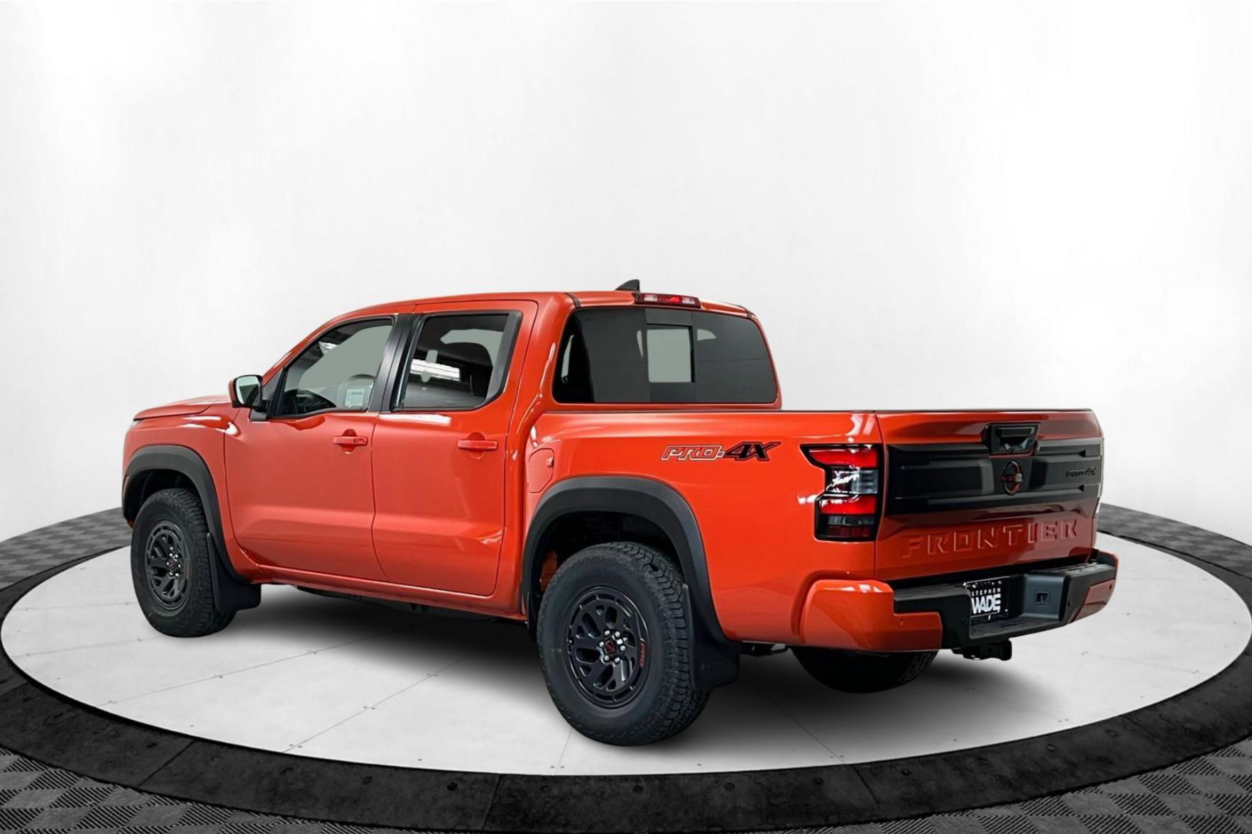 2025 Nissan Frontier PRO-4X photo 3