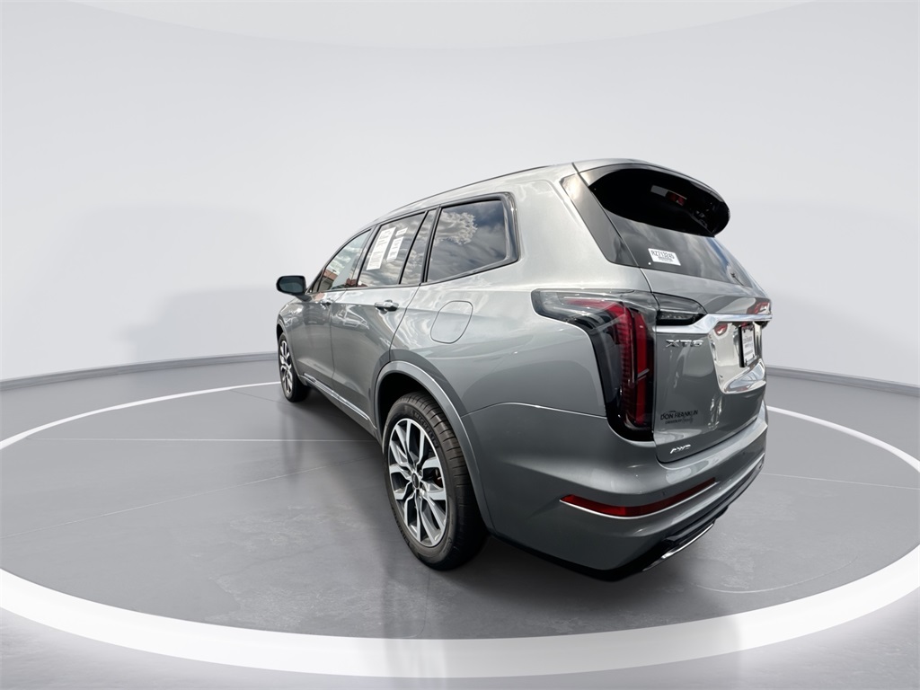 2024 Cadillac XT6 Sport photo 6