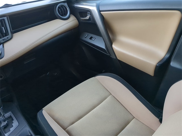 2018 Toyota RAV4 Adventure XLE photo 15