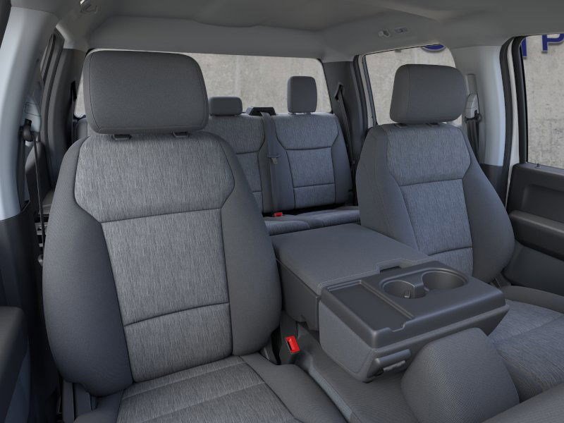 2025 Ford F-150 XL photo 2