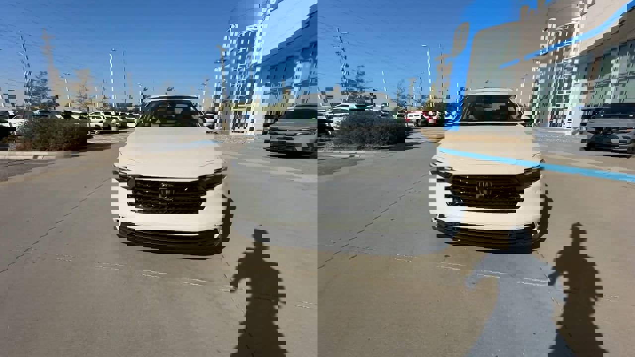 2025 Honda Accord Hybrid EX-L photo 3