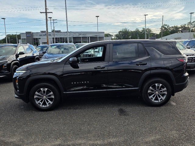 2026 Chevrolet Equinox LT photo 3