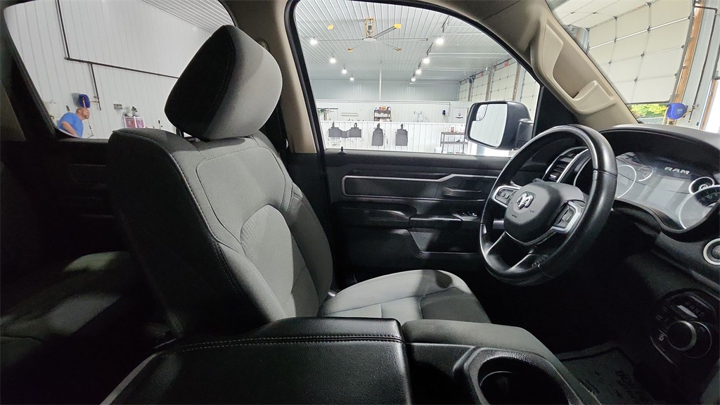 2020 Ram 1500 Big Horn photo 12