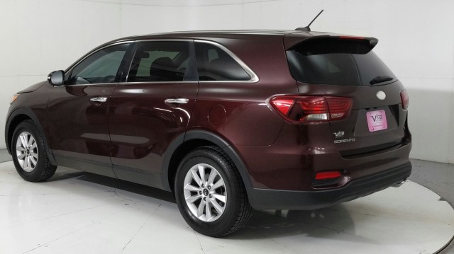 Used 2020 Sangria Kia LX V6 image 4
