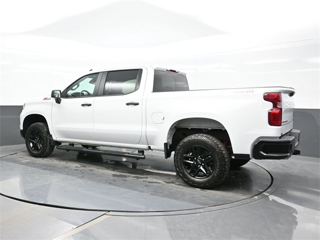 2024 Chevrolet Silverado 1500 Custom Trail Boss photo 3