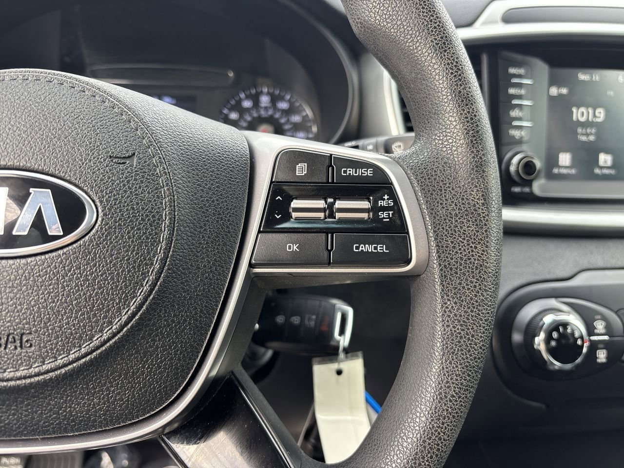 2020 Kia Sorento LX photo 20
