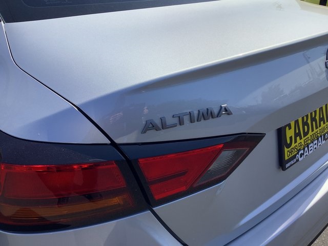 2024 Nissan Altima SR photo 38