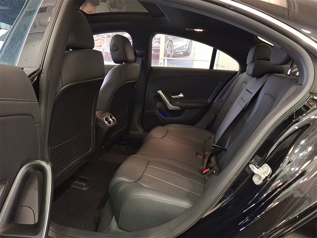 2025 Mercedes Benz CLA 250 4MATIC photo 7
