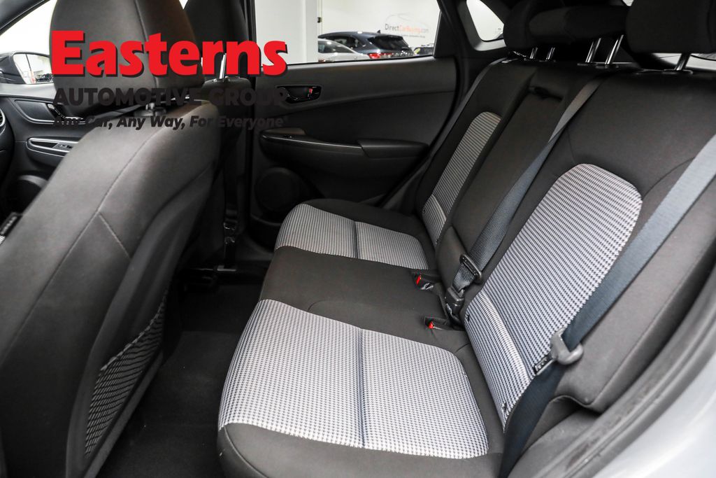 2021 Hyundai Kona SEL Plus photo 15