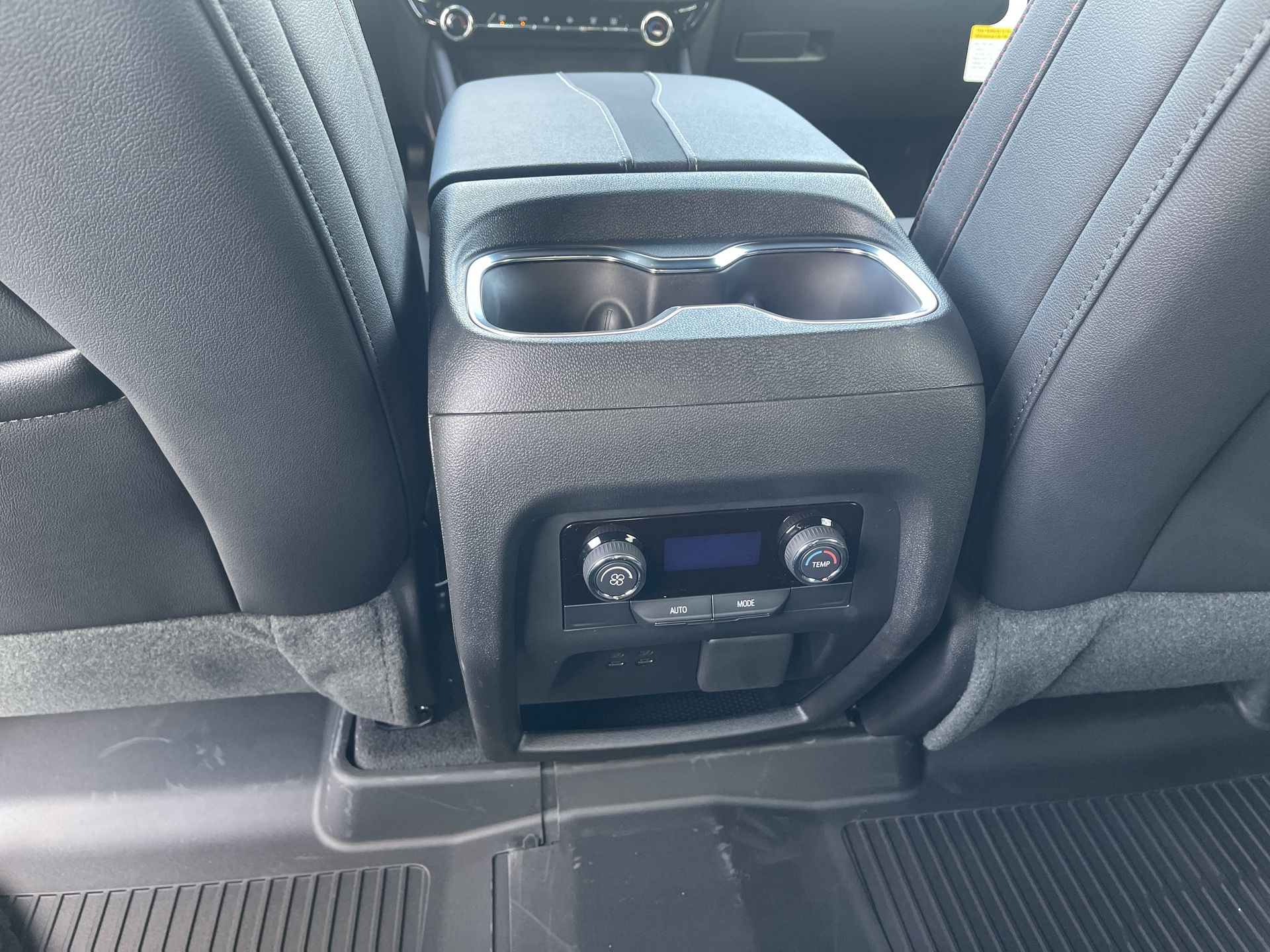 2026 Chevrolet Traverse Z71 photo 20