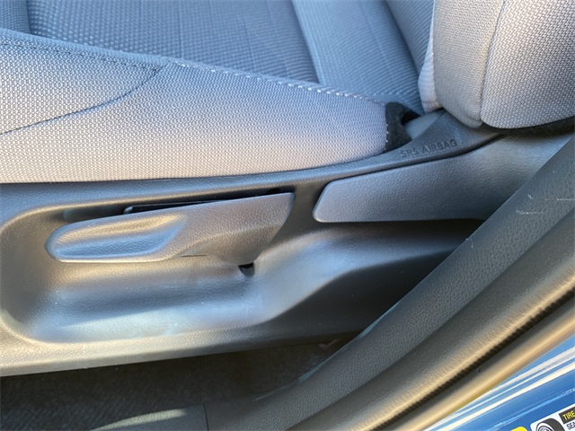 2026 Toyota Corolla Cross Hybrid SE photo 17