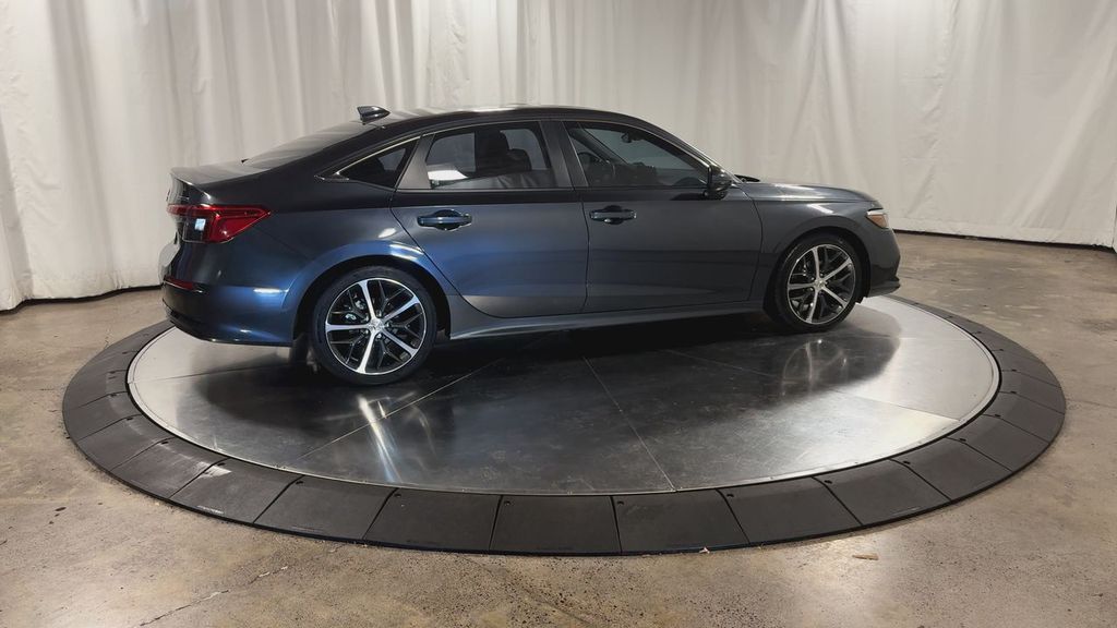 2024 Honda Civic Touring photo 2