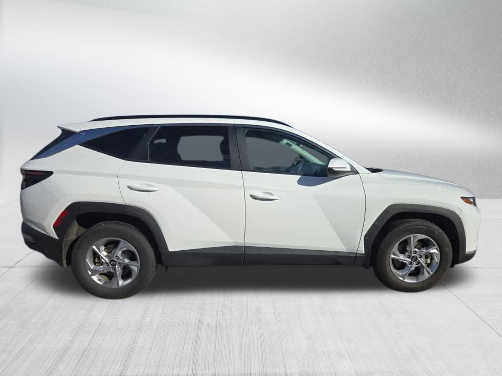 2023 Hyundai Tucson SEL photo 2