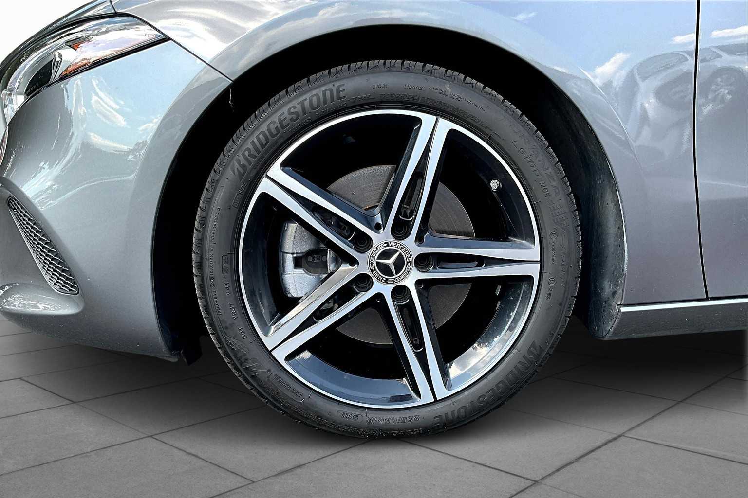2022 Mercedes Benz A 220 photo 9
