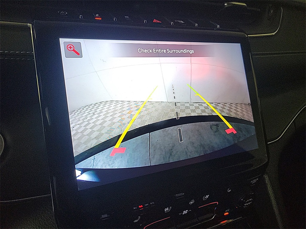 2024 JEEP GRAND CHEROKEE - Image 18